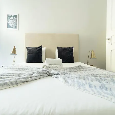 Akicity Iris Apartament